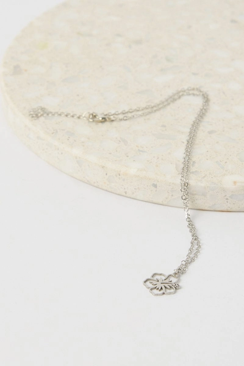 Silver Flower Necklace